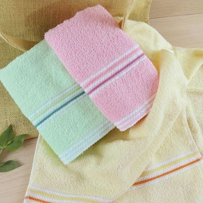 三色點緞毛巾